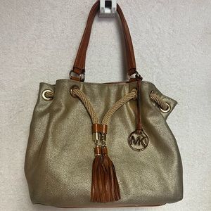Michael Kors purse